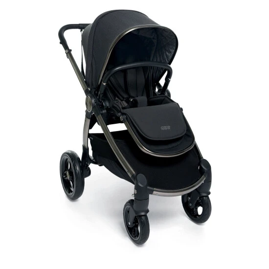 Mamas & Papas Black Ocarro Pushchair 10 Piece Bundle In Onyx 4 Mamas & Papas Black Ocarro Pushchair 10 Piece Bundle In Onyx - Image 2