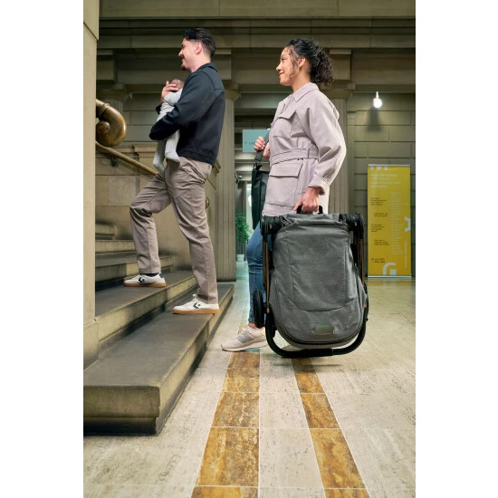 Mamas & Papas Grey Strada Luxe Pushchair 6 Mamas & Papas Grey Strada Luxe Pushchair - Image 4