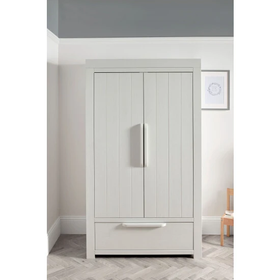 Mamas & Papas White Kids Franklin Full Sized Wardrobe 3 Mamas & Papas White Kids Franklin Full Sized Wardrobe