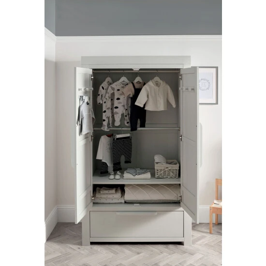 Mamas & Papas White Kids Franklin Full Sized Wardrobe 4 Mamas & Papas White Kids Franklin Full Sized Wardrobe - Image 2