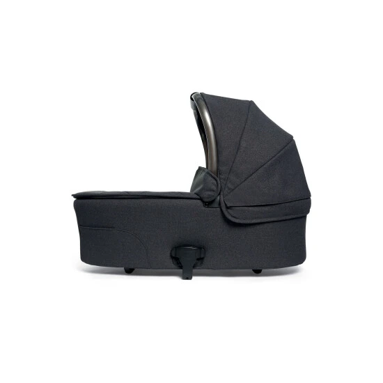 Mamas & Papas Black Ocarro Onyx Black Carrycot 4 Mamas & Papas Black Ocarro Onyx Black Carrycot - Image 2