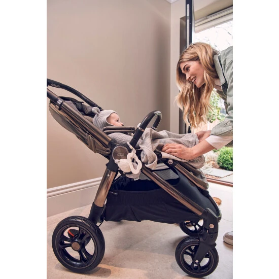 Mamas & Papas Brown Ocarro Everest Pushchair 4 Mamas & Papas Brown Ocarro Everest Pushchair - Image 2