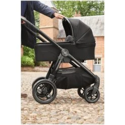 Mamas & Papas Black Ocarro Carbon Black Carry Cot